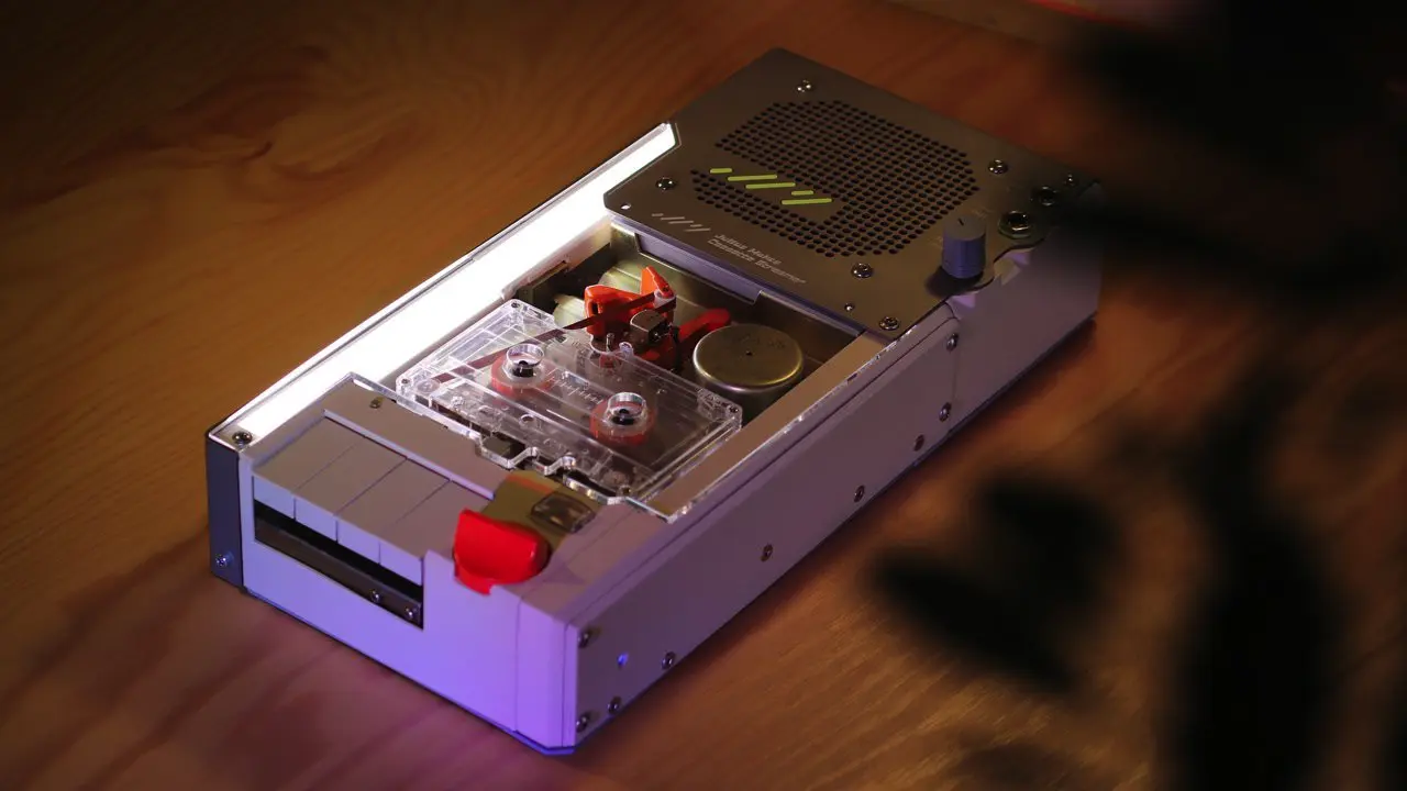 Cassette Streamer: Un prototipo que transmite música de Spotify a un casete por Bluetooth