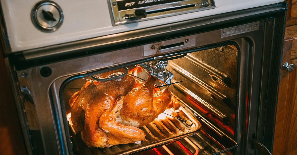 5 trucos para dejar tu horno como nuevo después de una gran comida navideña